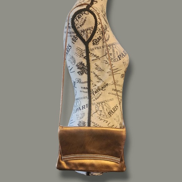 Vtg Morris Moskowitz Metallic Gold Leather Clutch Purse 70s disco - Picture 1 of 9